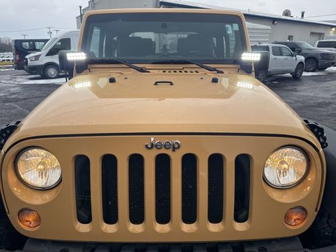 Used 2014 Jeep Wrangler Sport image 33