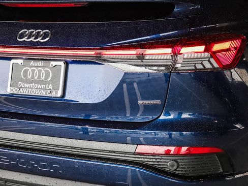 Used 2023 Audi Q4 e-tron Premium Plus image 10