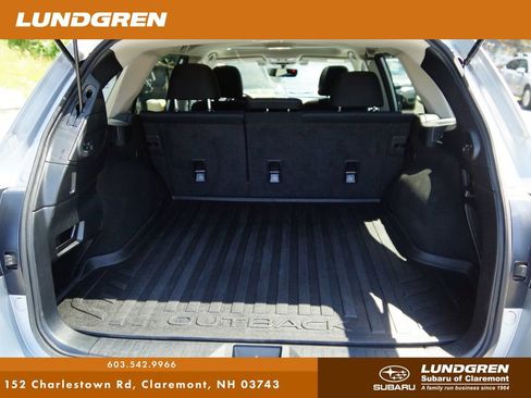 Used 2019 Subaru Outback 2.5i Premium AWD/4WD image 32