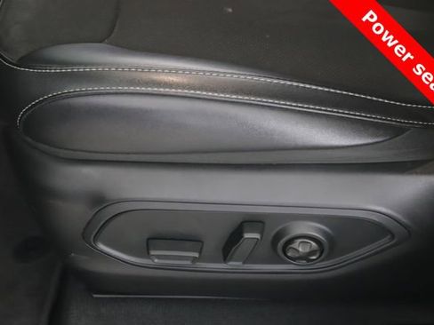 Used 2024 Jeep Grand Cherokee Altitude image 19