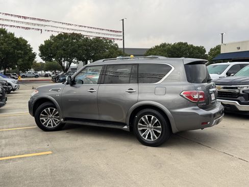 Used 2020 Nissan Armada SL w/ Premium Package image 11
