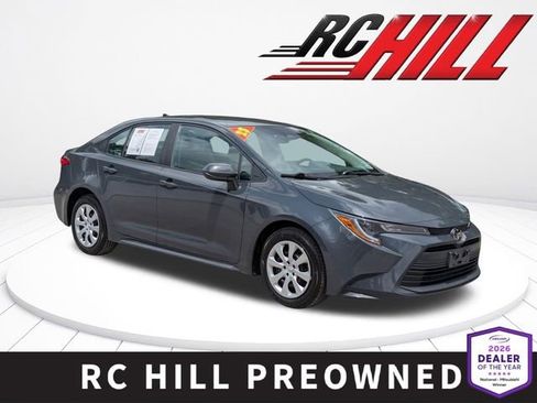 Used 2023 Toyota Corolla LE FWD image 1