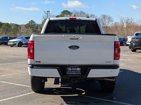 Used 2022 Ford F150 XLT w/ Equipment Group 302A High image 8