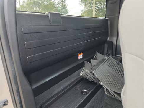 Certified 2022 Toyota Tacoma SR image 19