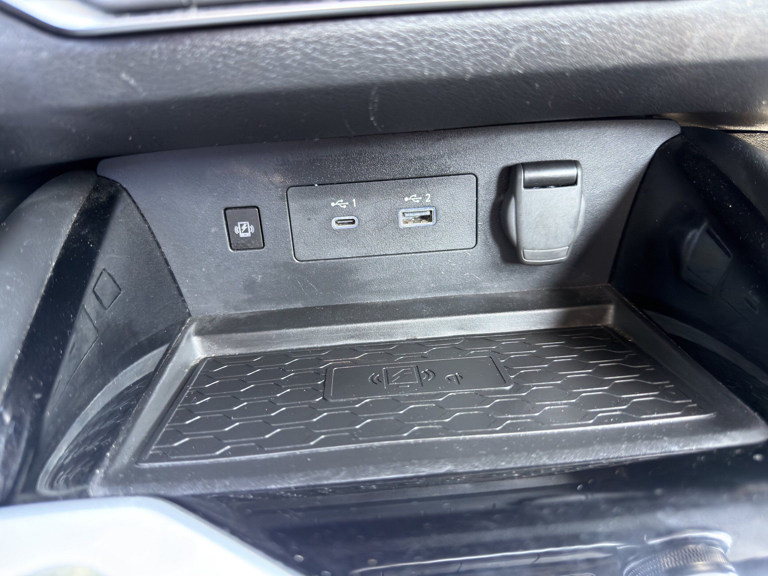 Used 2024 Nissan Altima 2.5 SV w/ SV Premium Package FWD image 36