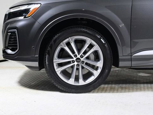 Used 2025 Audi Q7 3.0T Premium w/ Convenience Package image 23