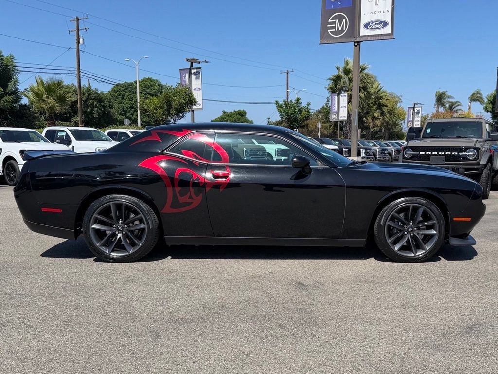 Used 2019 Dodge Challenger GT w/ Plus Package RWD image 9