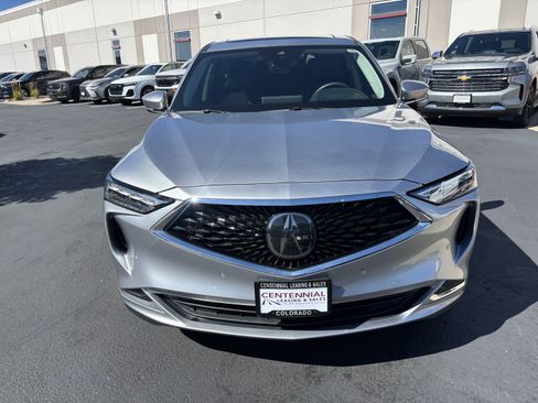 Used 2023 Acura MDX SH-AWD w/ Technology Package image 2