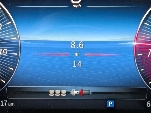 New 2026 Mercedes-Benz GLB 250 4MATIC image 10