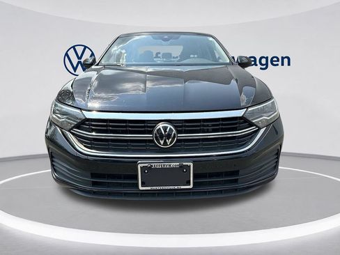 Used 2024 Volkswagen Jetta SE FWD image 8