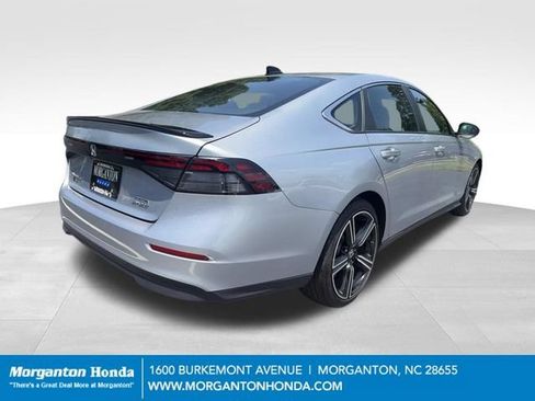 Used 2025 Honda Accord Sport image 9