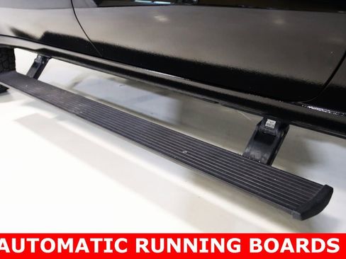 Used 2022 Chevrolet Silverado 1500 ZR2 w/ Technology Package image 24