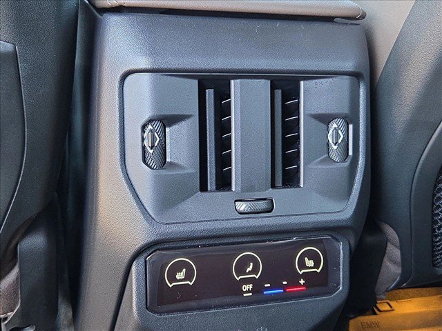 Used 2025 BMW X3 xDrive30i w/ Premium Package AWD/4WD image 25