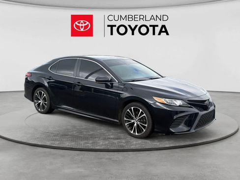 Used 2019 Toyota Camry SE FWD image 7