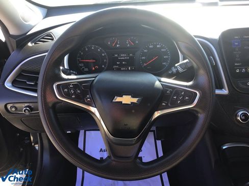 Used 2023 Chevrolet Malibu LT image 28