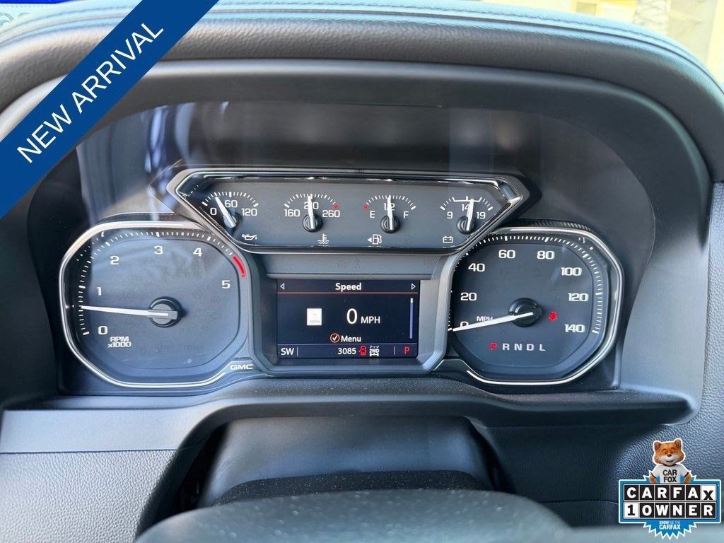 Used 2022 GMC Sierra 2500 AT4 w/ AT4 Preferred Package AWD/4WD image 12