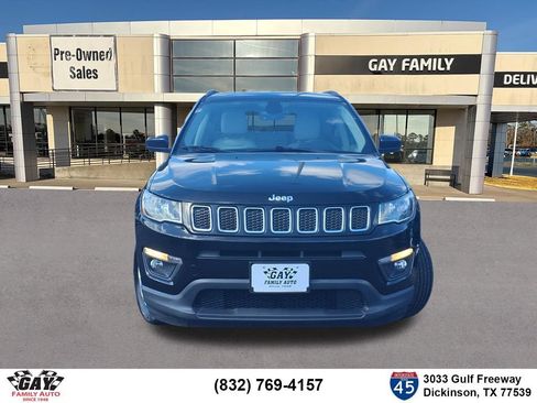 Used 2018 Jeep Compass Latitude w/ Popular Equipment Group FWD image 19