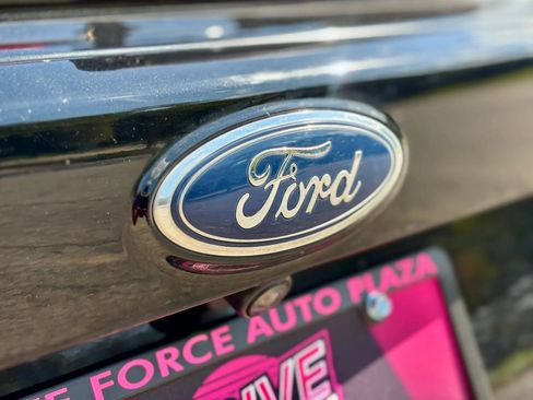 Used 2017 Ford Escape Titanium FWD image 9