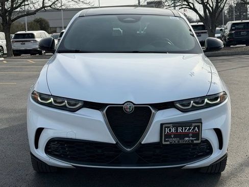 Used 2024 Alfa Romeo Tonale Ti AWD/4WD image 2