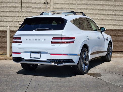 Used 2025 Genesis GV80 2.5T Prestige image 3