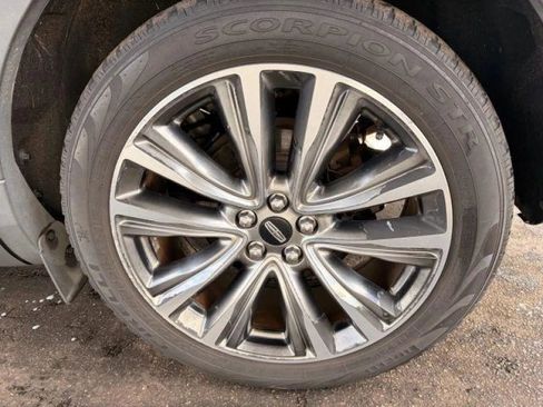 Used 2017 Lincoln MKX Reserve w/ Lincoln MKX Climate Package AWD/4WD image 47