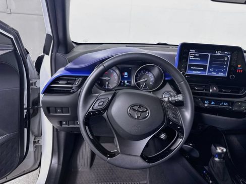 Certified 2022 Toyota C-HR XLE FWD image 19