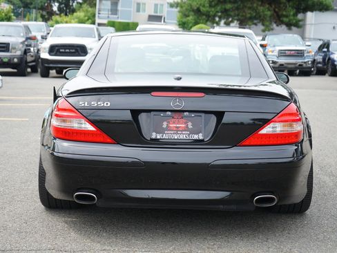 Used 2007 Mercedes-Benz SL 550 image 4