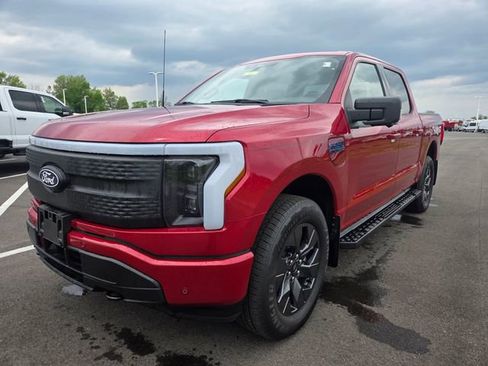 Used 2025 Ford F150 Lightning Flash AWD/4WD image 2