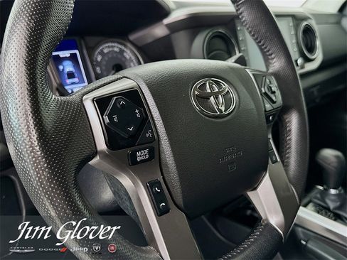 Used 2023 Toyota Tacoma 4x4 Double Cab image 25