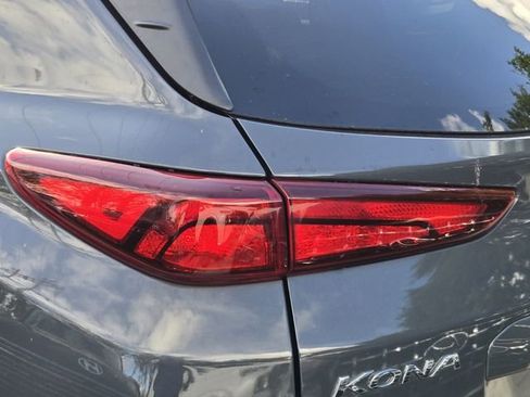 Used 2023 Hyundai Kona SEL image 6