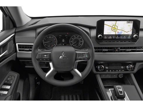 Used 2024 Mitsubishi Outlander SE AWD/4WD image 7