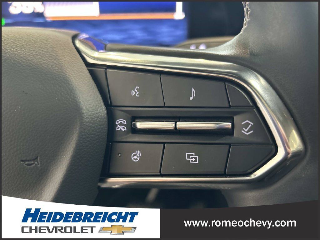 Used 2024 Chevrolet Blazer EV LT AWD/4WD image 20