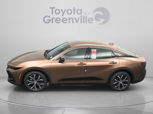 New 2026 Toyota Crown XLE AWD/4WD image 2