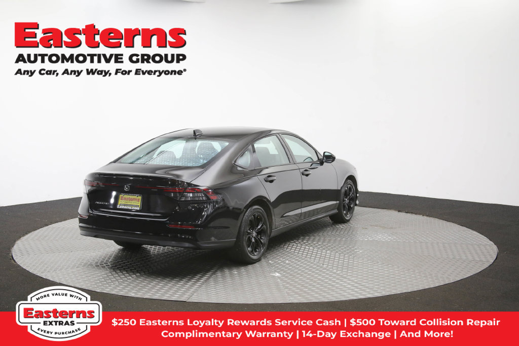 Used 2025 Honda Accord SE image 35