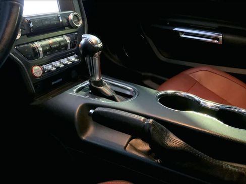 Used 2017 Ford Mustang GT Premium w/ Equipment Group 401A image 13