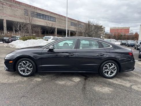 Certified 2023 Hyundai Sonata SEL w/ Convenience Package image 19