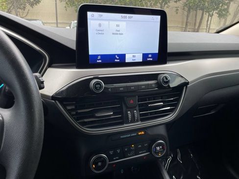 Used 2020 Ford Escape SE FWD image 18