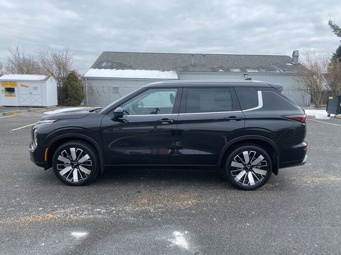 New 2026 Mitsubishi Outlander SEL image 9