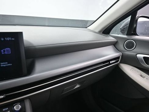 Used 2025 Hyundai Sonata SEL FWD image 19