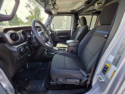 Used 2023 Jeep Wrangler Unlimited Rubicon 4xe w/ Cold Weather Group image 25