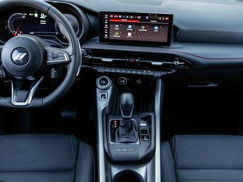 Used 2024 Dodge Hornet R/T w/ R/T Blacktop Package image 10