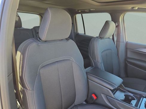 New 2025 Jeep Grand Cherokee Laredo X w/ Luxury Tech Group I RWD image 32