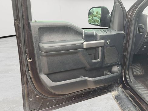 Used 2020 Ford F150 XLT w/ Equipment Group 302A Luxury AWD/4WD image 12