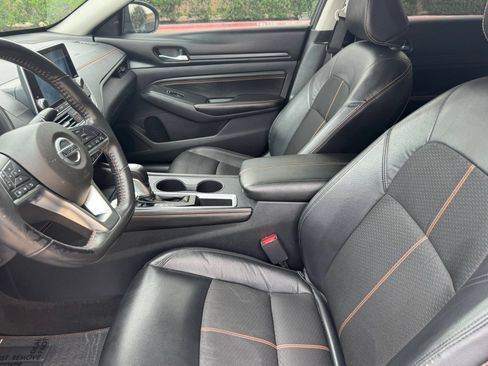 Used 2022 Nissan Altima 2.5 SR FWD image 20