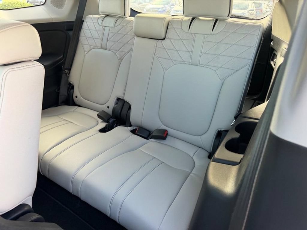 New 2026 Honda Pilot Elite image 9