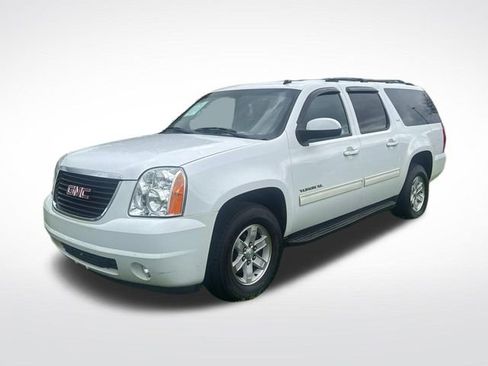 Used 2014 GMC Yukon XL SLT RWD image 3