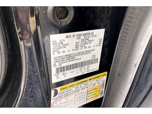 Used 2016 Ford Expedition XLT AWD/4WD image 36