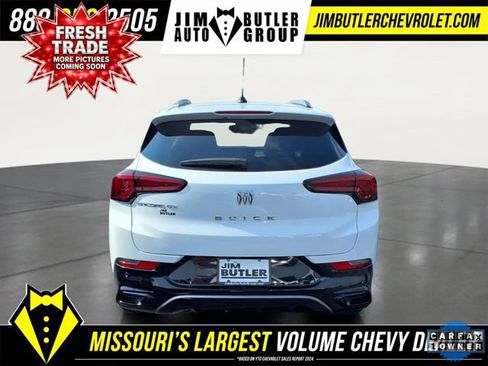 Used 2025 Buick Encore GX Sport Touring w/ Advanced Technology Package FWD image 3