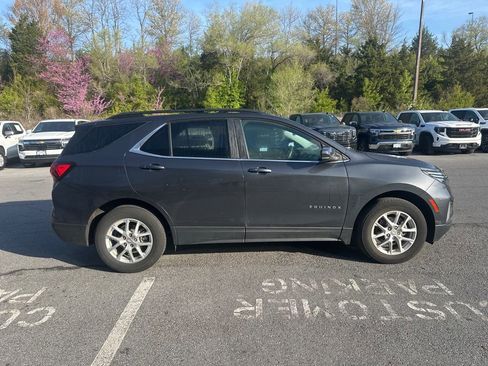 Used 2023 Chevrolet Equinox LT image 4