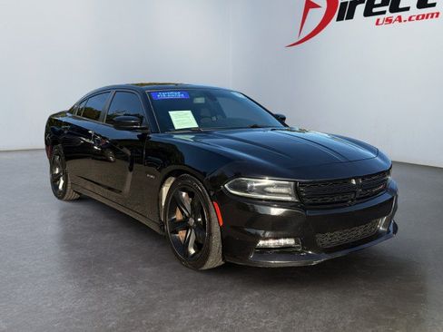 Used 2017 Dodge Charger R/T RWD image 1